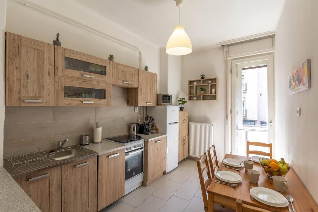 Apartment Location, Family Friendly Panorama View By Newave